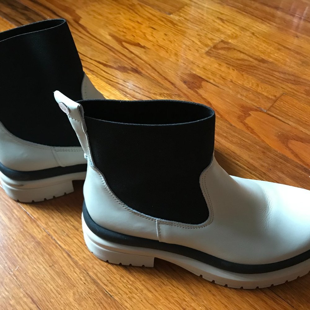 beige/black rubber women's islo boots made in italy
